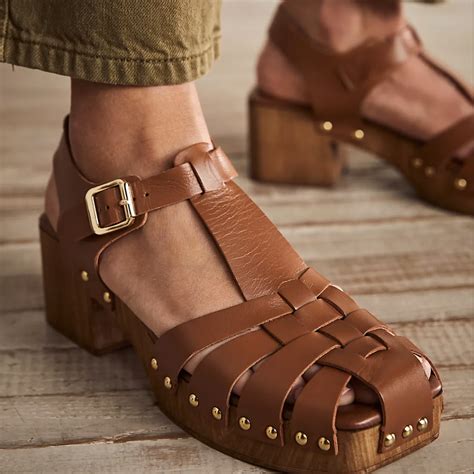 fisherman sandals for women.